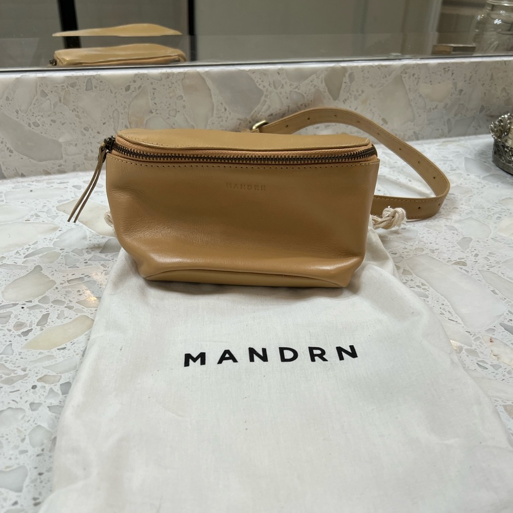 Mandrn Remy Fanny Pack / Crossbody